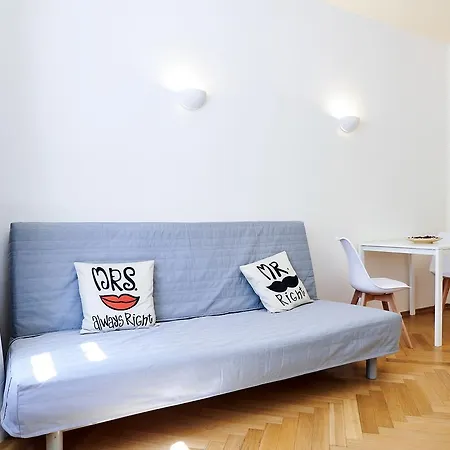 Vita Nejedleho Appartement